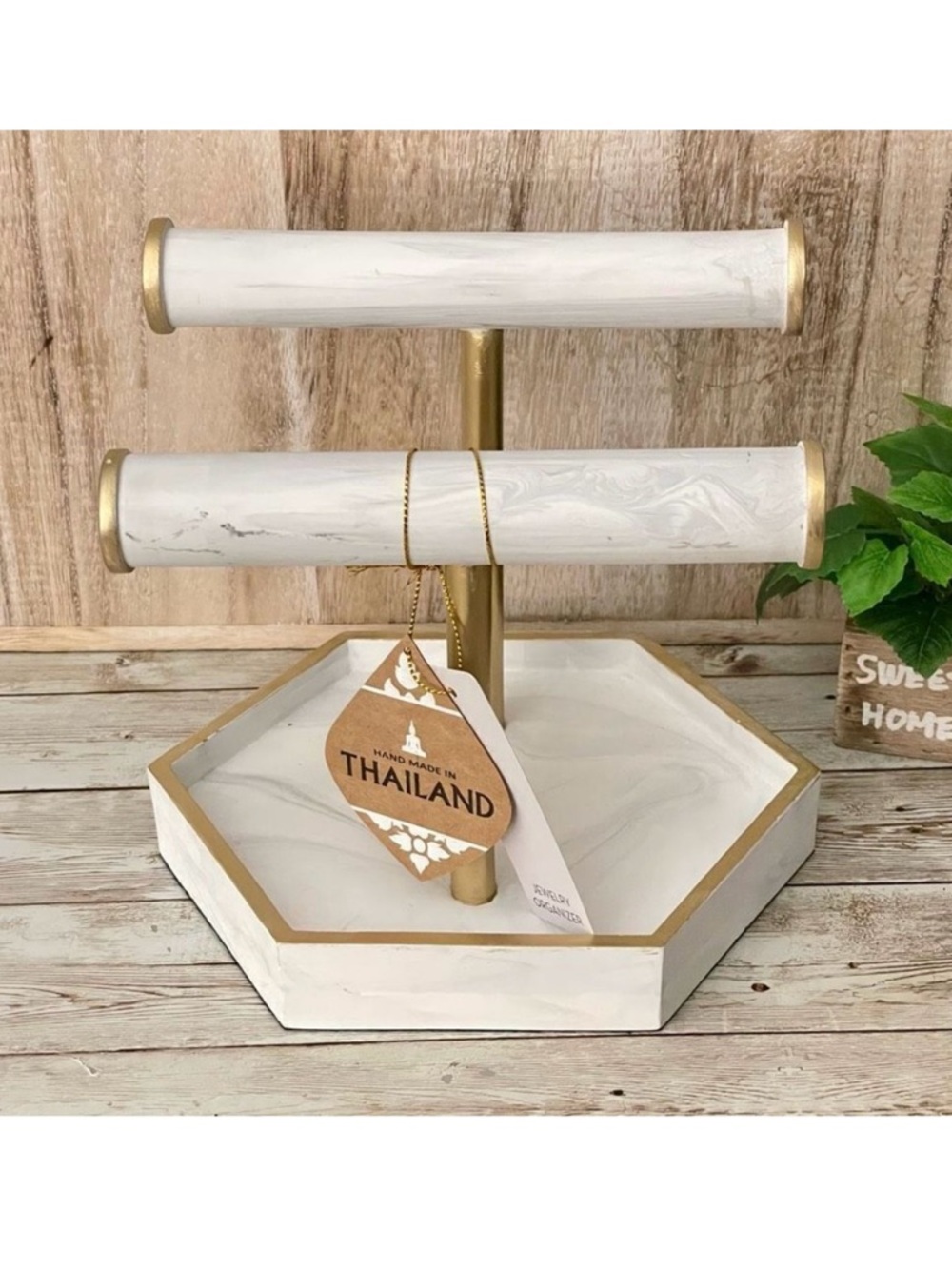 NWT Made in Thailand Marble like jewelry holder Organizer with 2 rods & Tray